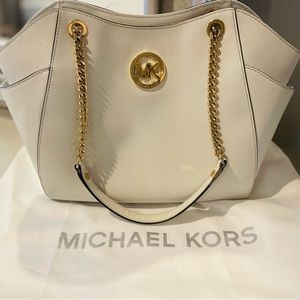 White Michael Kors Shoulder Bag